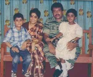 Prabaharan_family.jpg