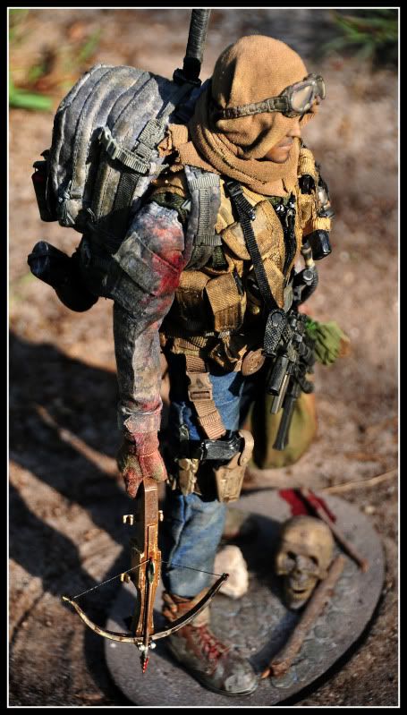 http://i113.photobucket.com/albums/n206/wolverine7wolverine/mmside.jpg