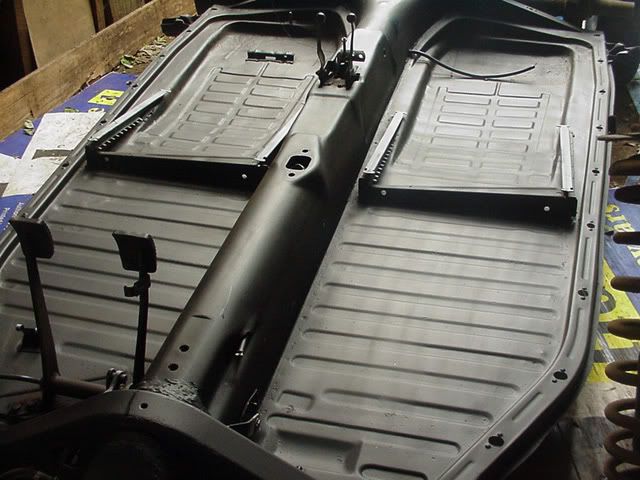 http://i113.photobucket.com/albums/n207/Super71Bug/Floor.jpg http://i113.photobucket.com/albums/n207/Super71Bug/Floor.jpg