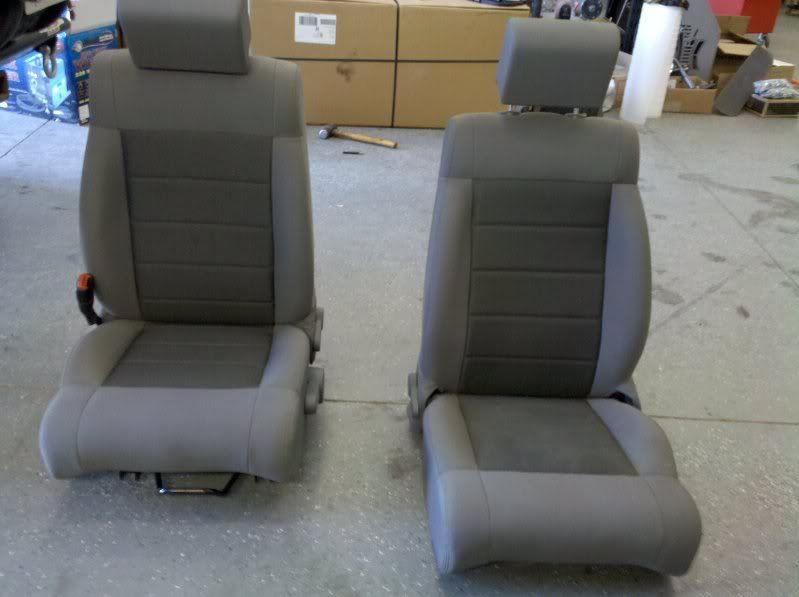 Trade 4dr JK seats for 2dr JK seats Jeep Wrangler JK Forum