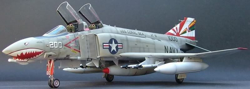 F-4B_VF-111_2.jpg