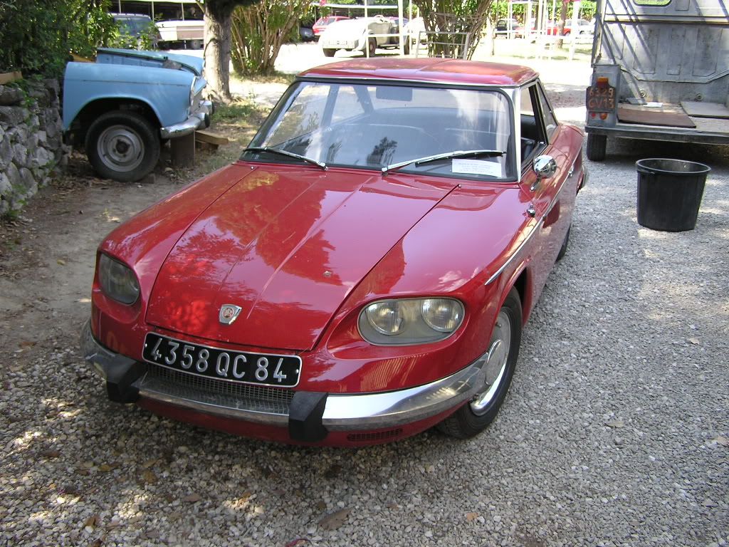 Panhard Dyna 24