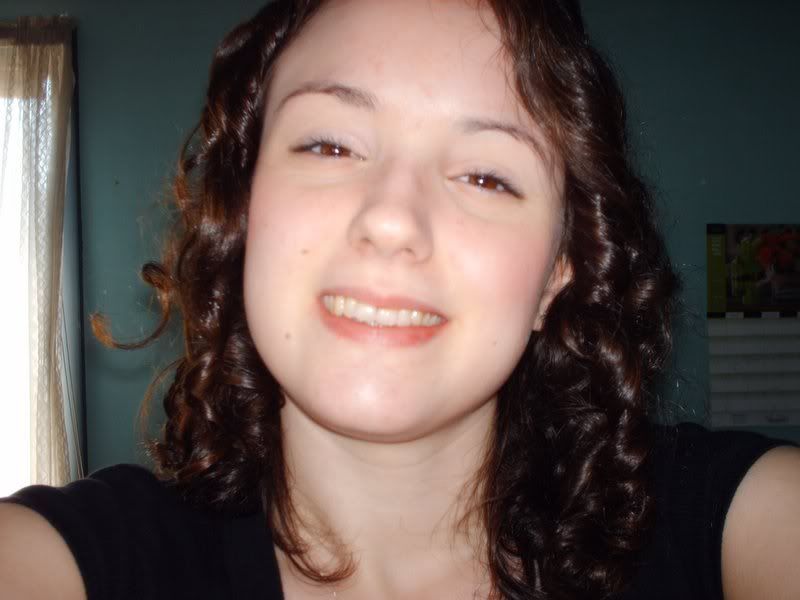 3b curly hair. have my curly hair lt;3.