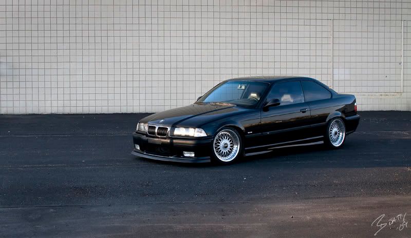 IMOthis is a perfect looking black e36