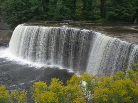 Upper Tahquamenon Falls