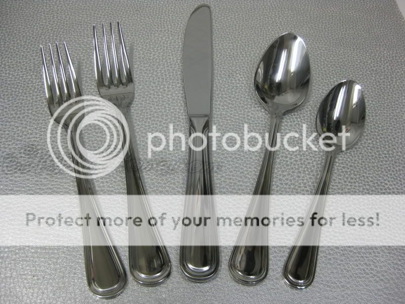 knifes twelve 12 desert food forks twelve 12 table spoons twelve 12 